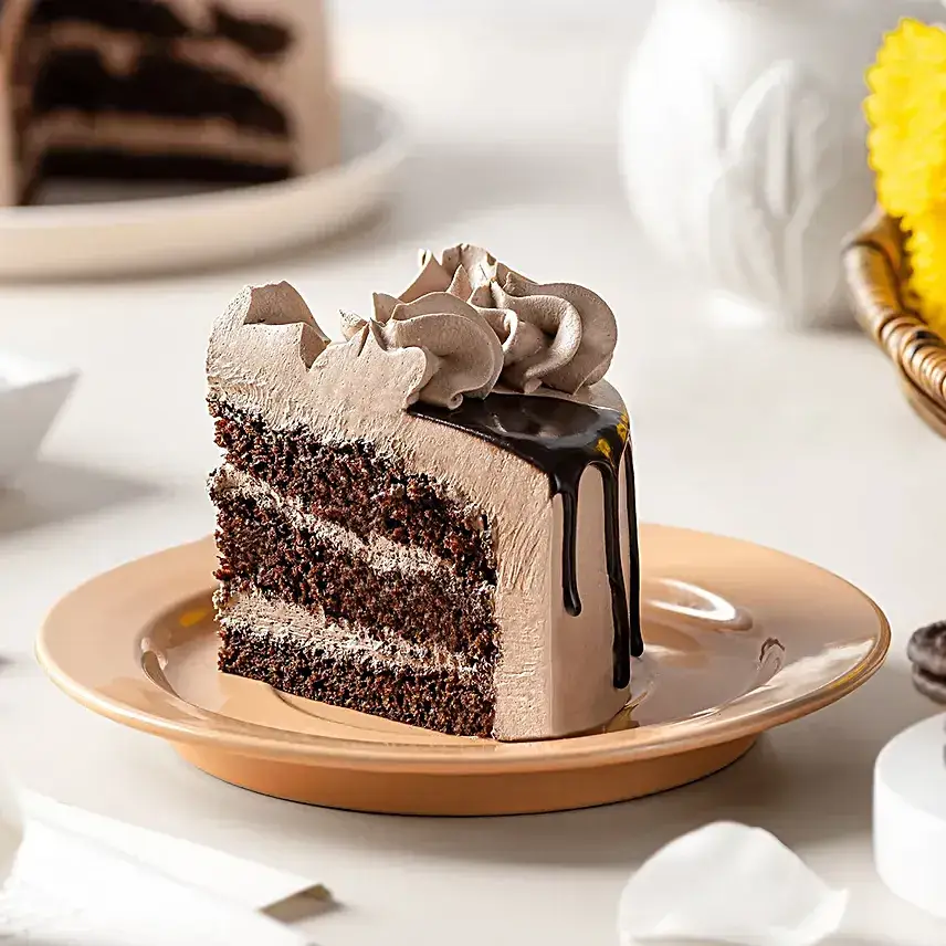 Chocolate Caramel Fudge Cake Half Kg Eggless