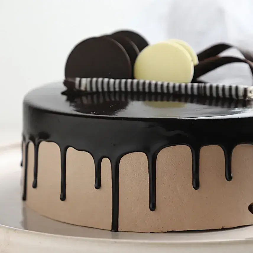 Chocolate Cream Cake Half kg Eggless