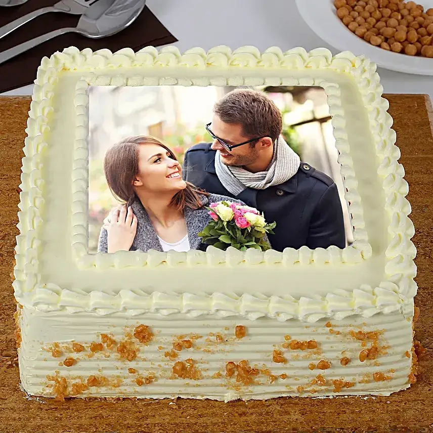 Crunchy Delight Butterscotch Photo Cake Half Kg
