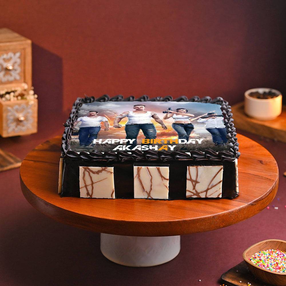 Delightful Custom Cream Cake