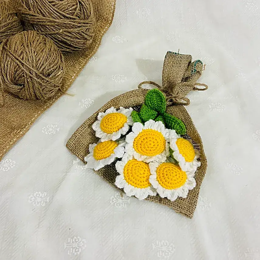 Daisy Crochet Bouquet