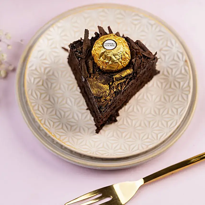 Delectable Rocher Truffle Cake- Half Kg
