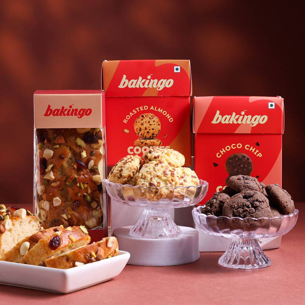Delightful Tea Cake and Cookie Hamper