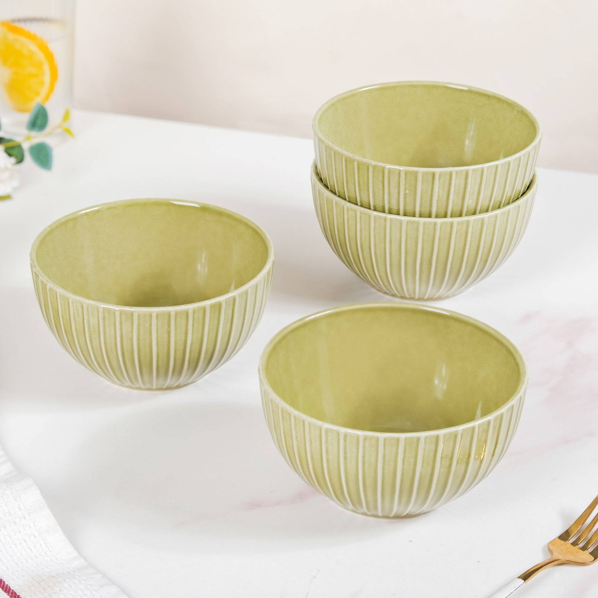 Costola Ceramic Serving Bowl Set Of 4 650ml buy only at ₹995