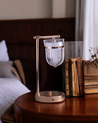Sparkling Beauty: Crystal Table Lamp