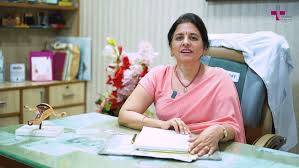 Dr. Neeru Thakral - Gynecologist | Fertility and IVF Specialist in Gurgaon