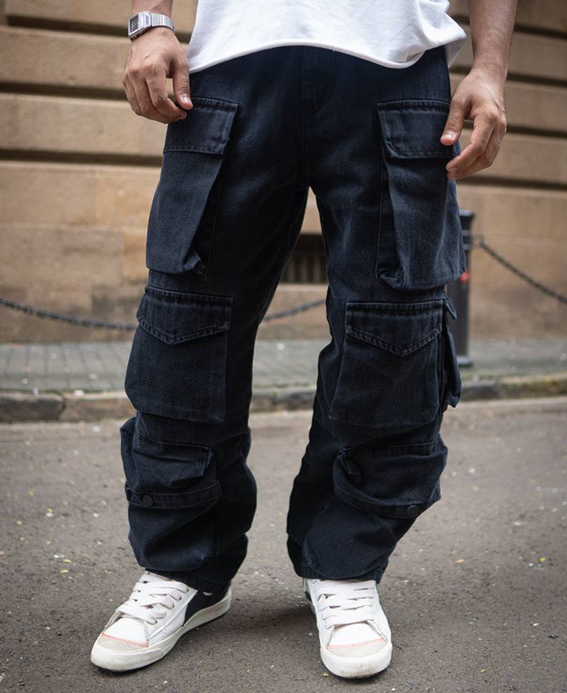 Black Multi Pockets Baggy Fit Denim Cargo Jeans Buy @ ₹1499