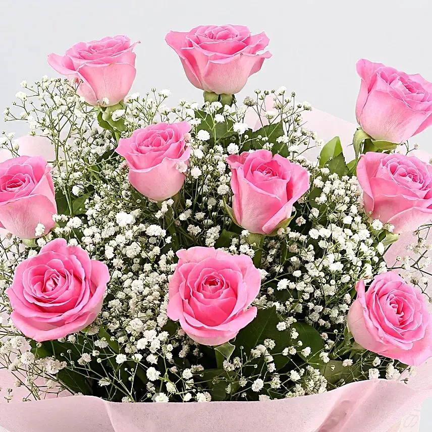Dreamy Pink Roses Bouquet & Pineapple Cake
