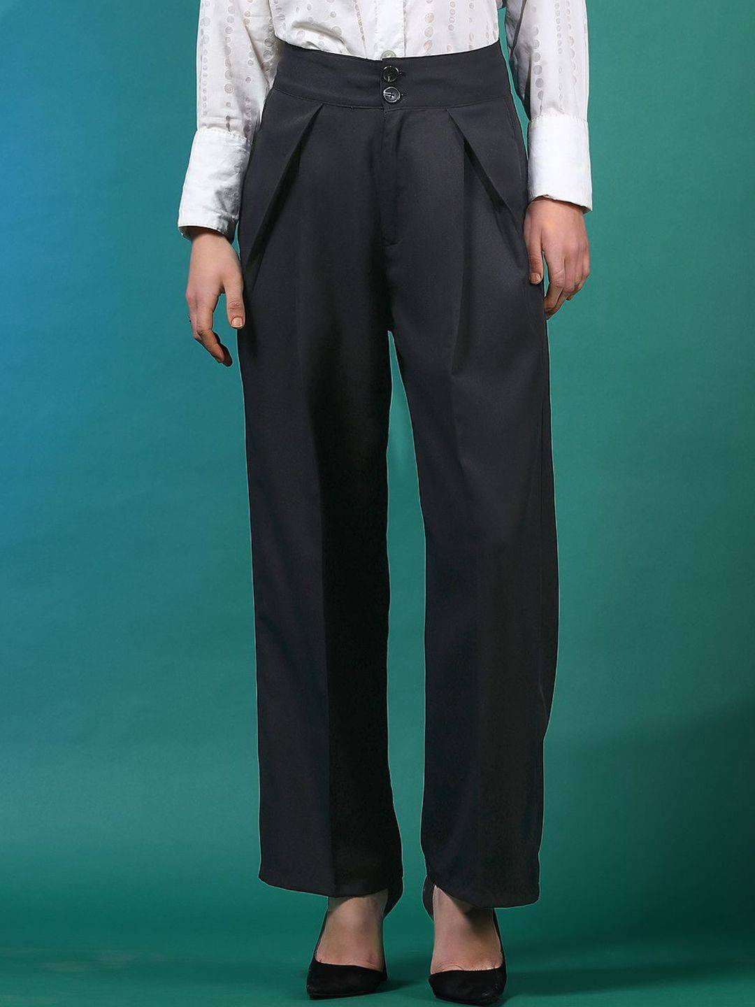 Kotty Women Relaxed Straight Fit High-Rise Easy Wash Pleated Trousers