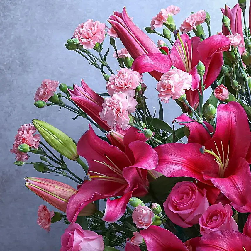 Elegant Floral Majesty