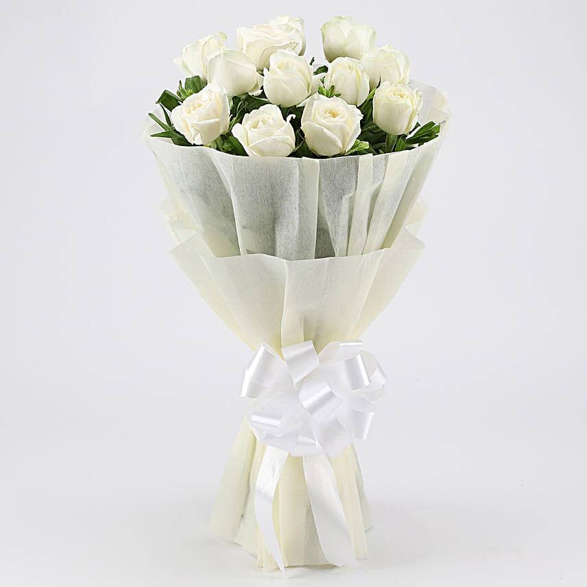 Elegant Pristine White Roses Bouquet