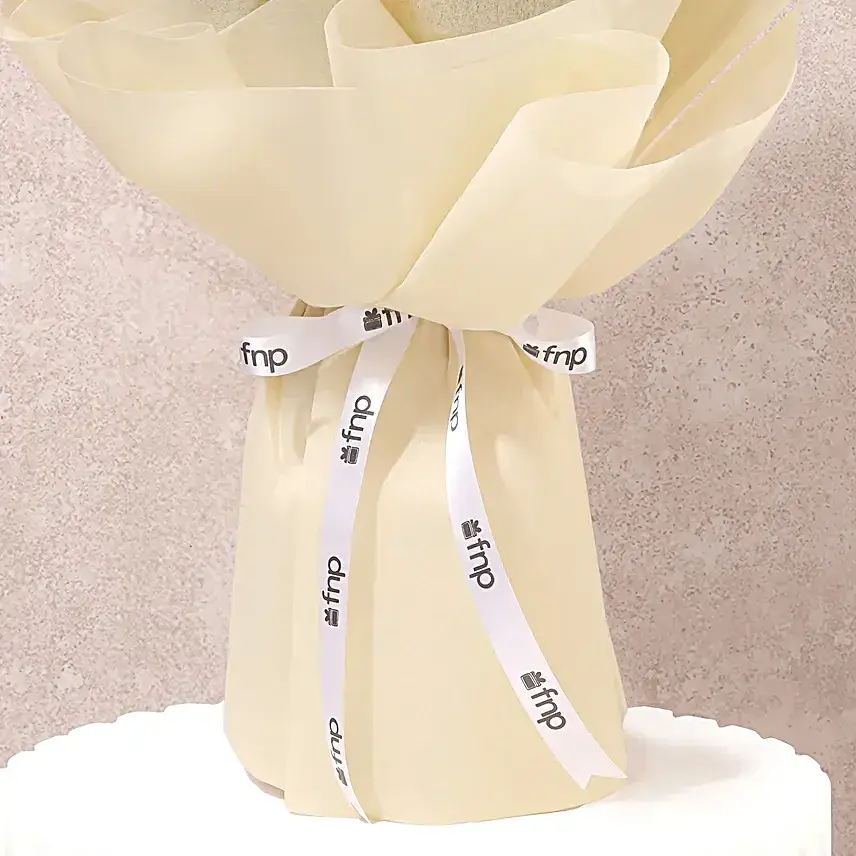 Enticing 8 Yellow Roses Bouquet