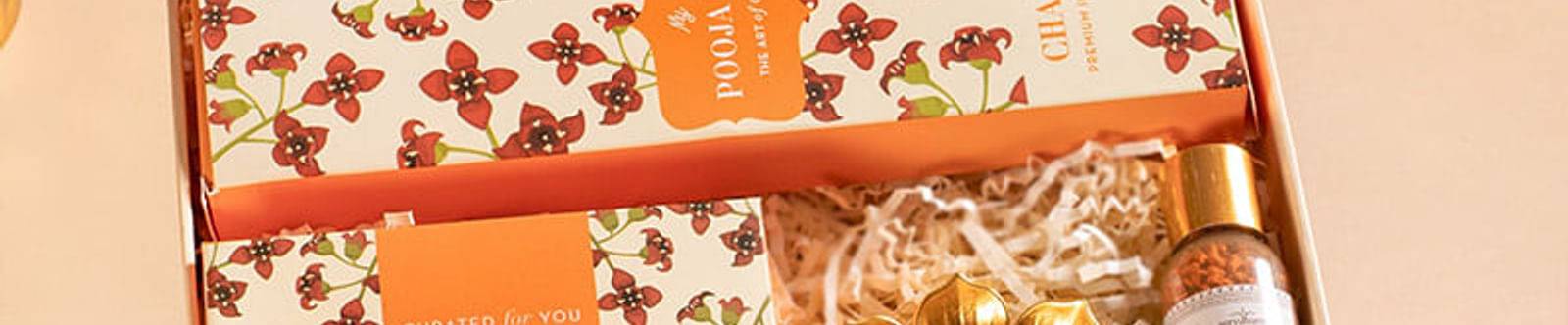 Essence Of Chandan Hamper