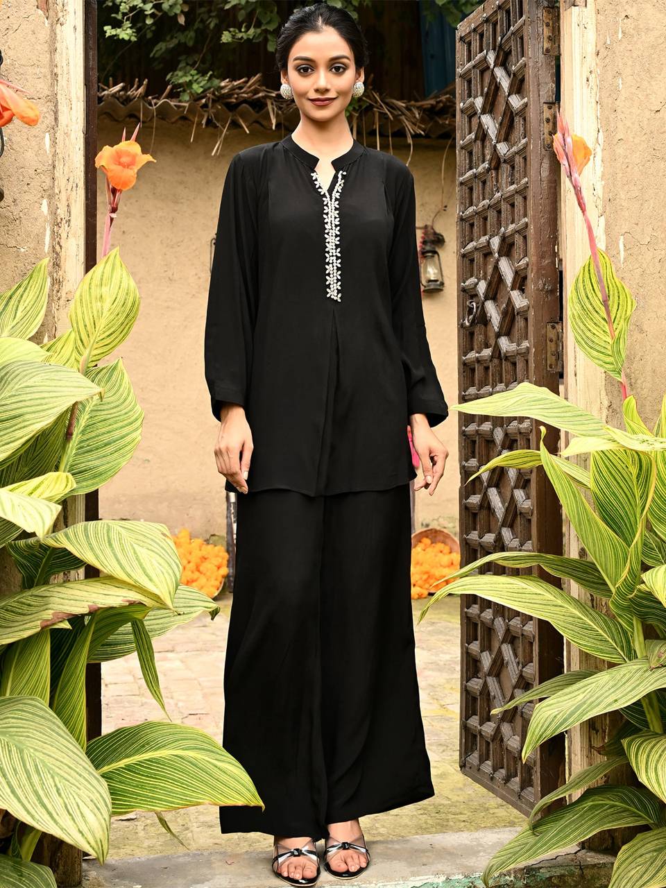 Faeezah Stylish Black Cord Set Buy @ ₹1575