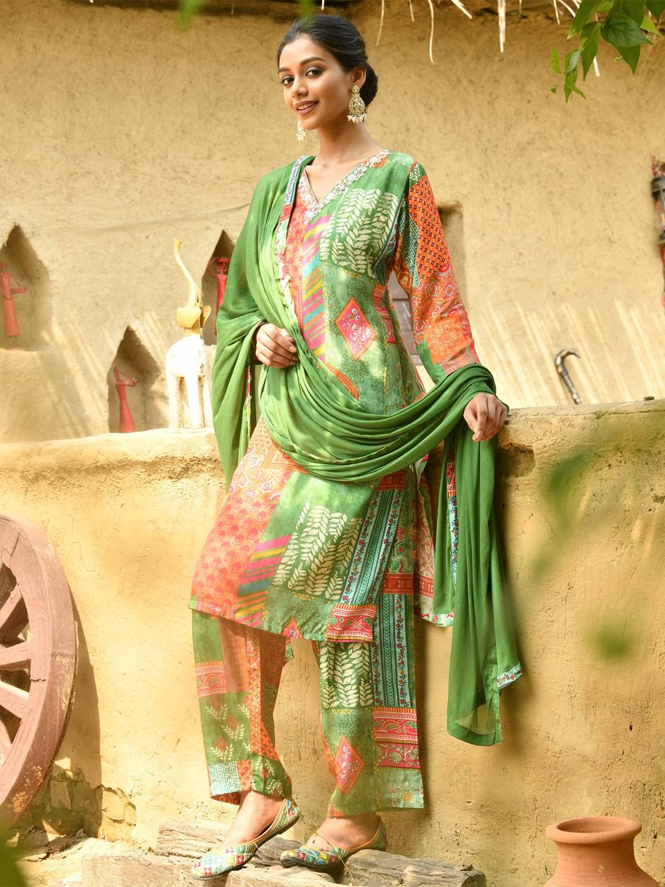 Faeezah Charming Printed Leon Suit Set Buy @ ₹1953