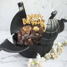 Bombastic Chocolate Cake Buy at ₹1699