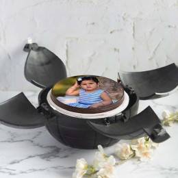 Bomb Shell Photo Cake Buy at ₹1799