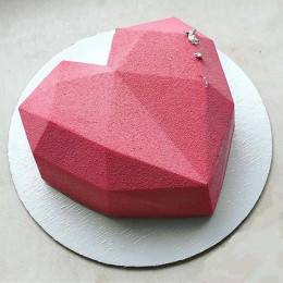 Pink Pinata Heart Cake Buy at ₹1649