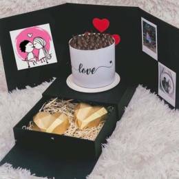 Affectionate Surprise Box Cake Buy at ₹1799