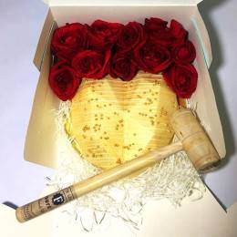 Lady Of Roses Buy at ₹2049