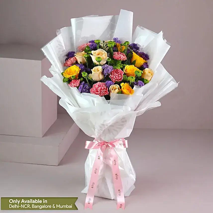 Flamboyant Rose Bouquet