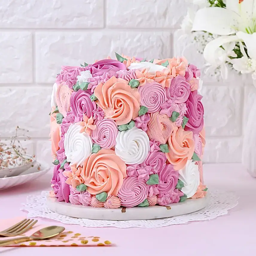 Floral Fantasy Chocolate Cake 1.5 Kg