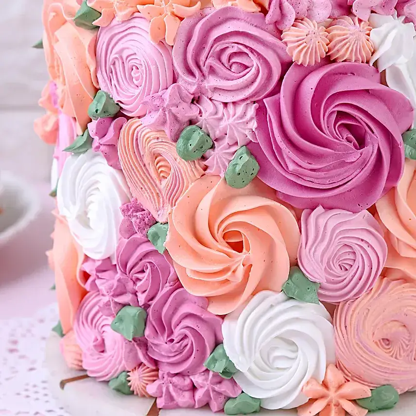 Floral Fantasy Chocolate Cake 1.5 Kg