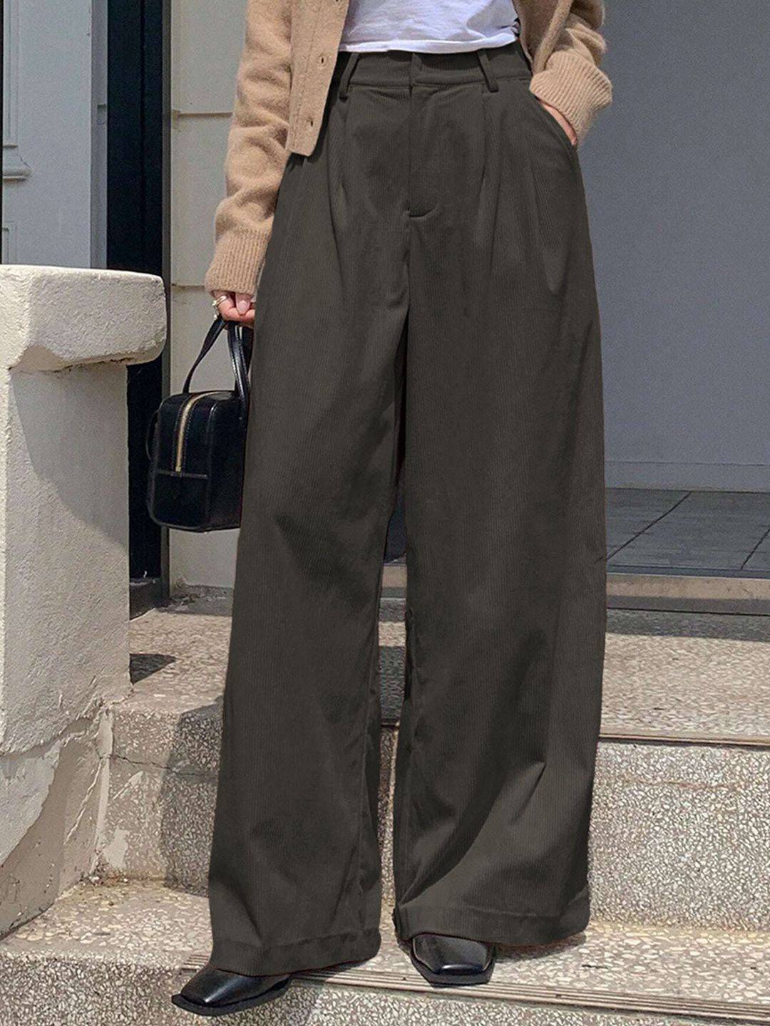 Kotty Women Relaxed Straight Leg Loose Fit High-Rise Corduroy Trousers
