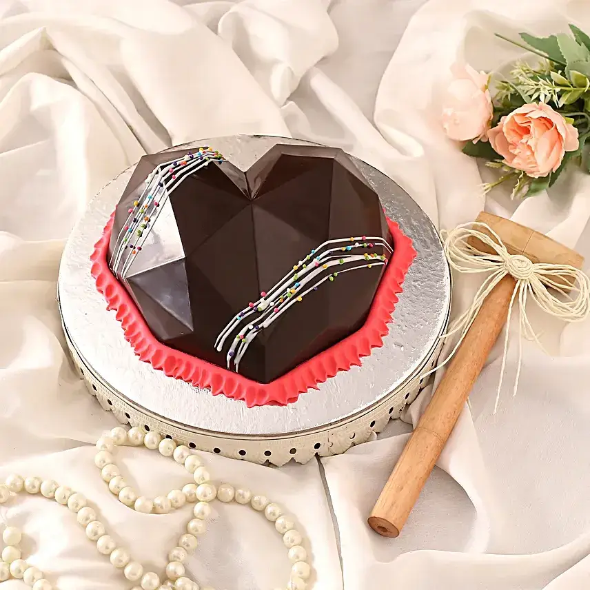 Gems Filled Heart Shaped Pinata Cake- 1 Kg