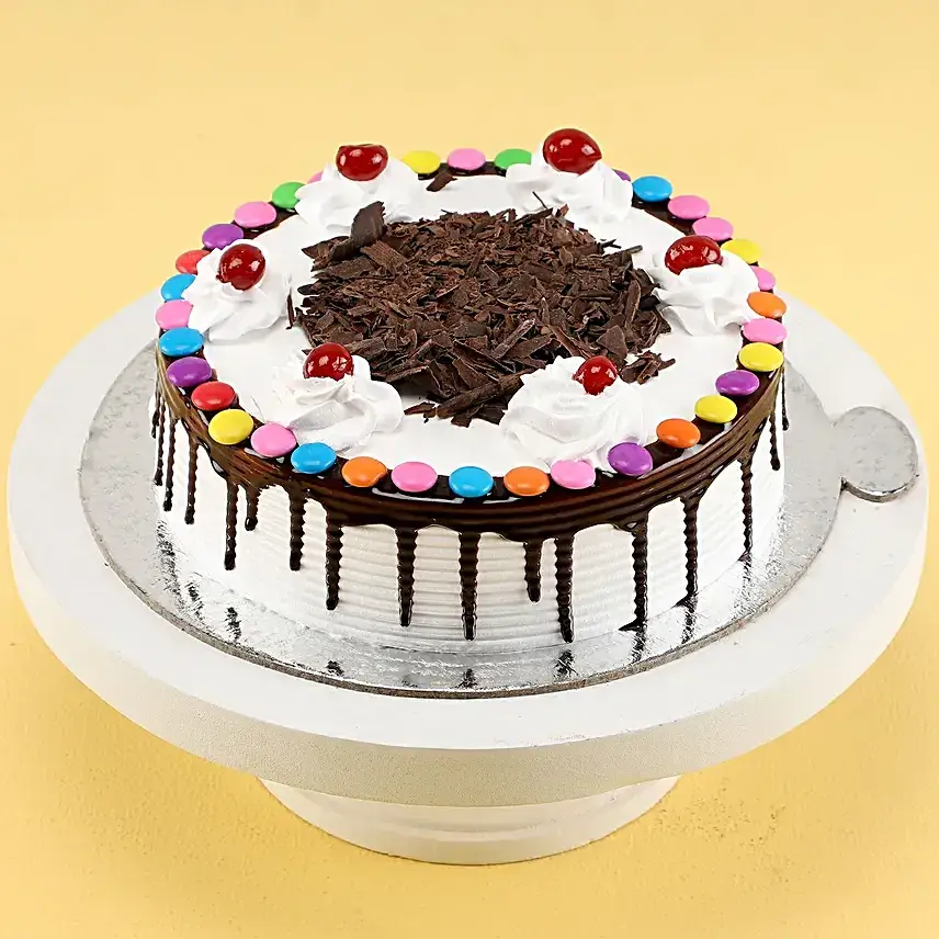 Gems On Top Black Forest Cake Half Kg