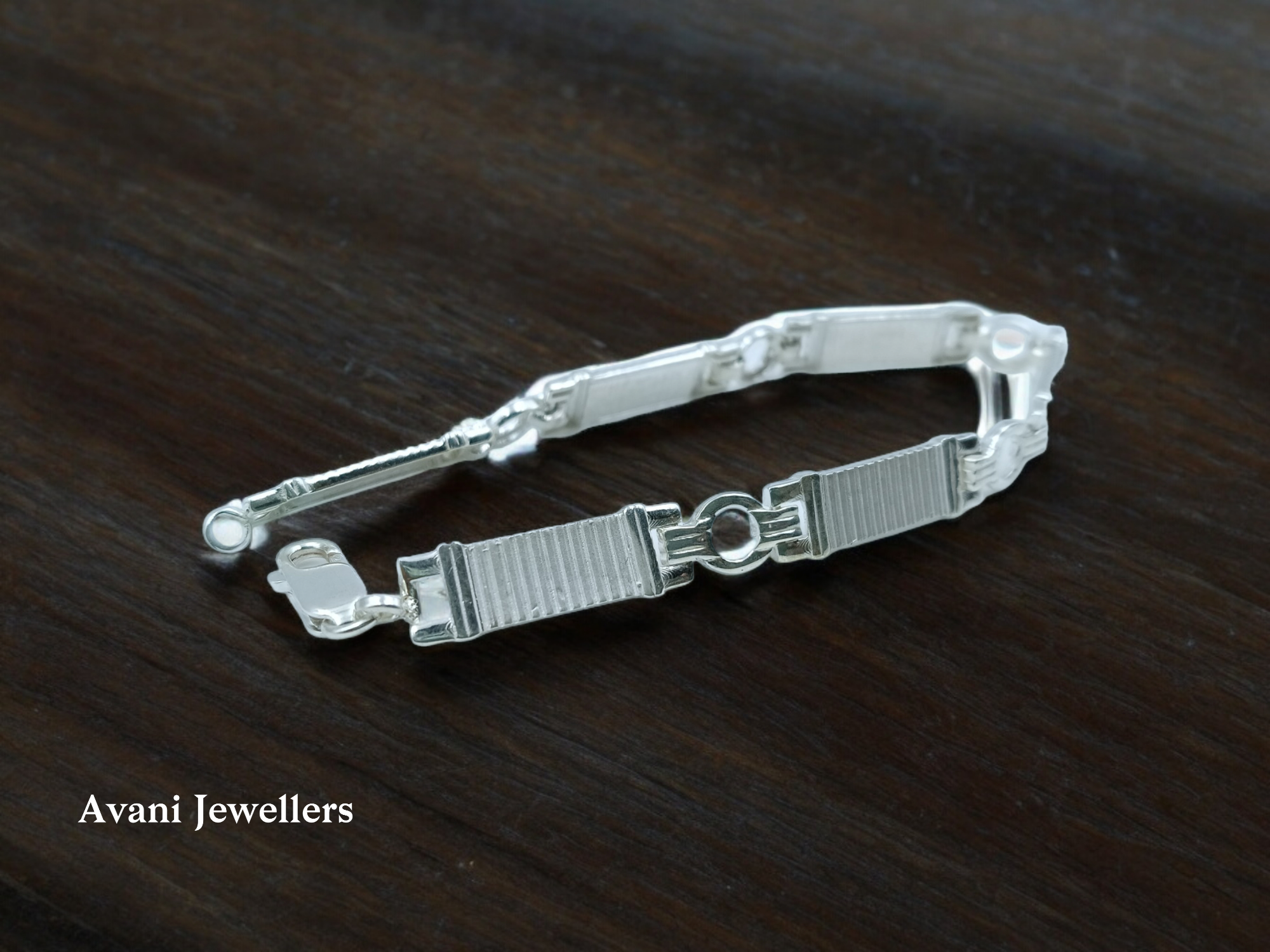 Silver Gents Bracelet @ ₹6268