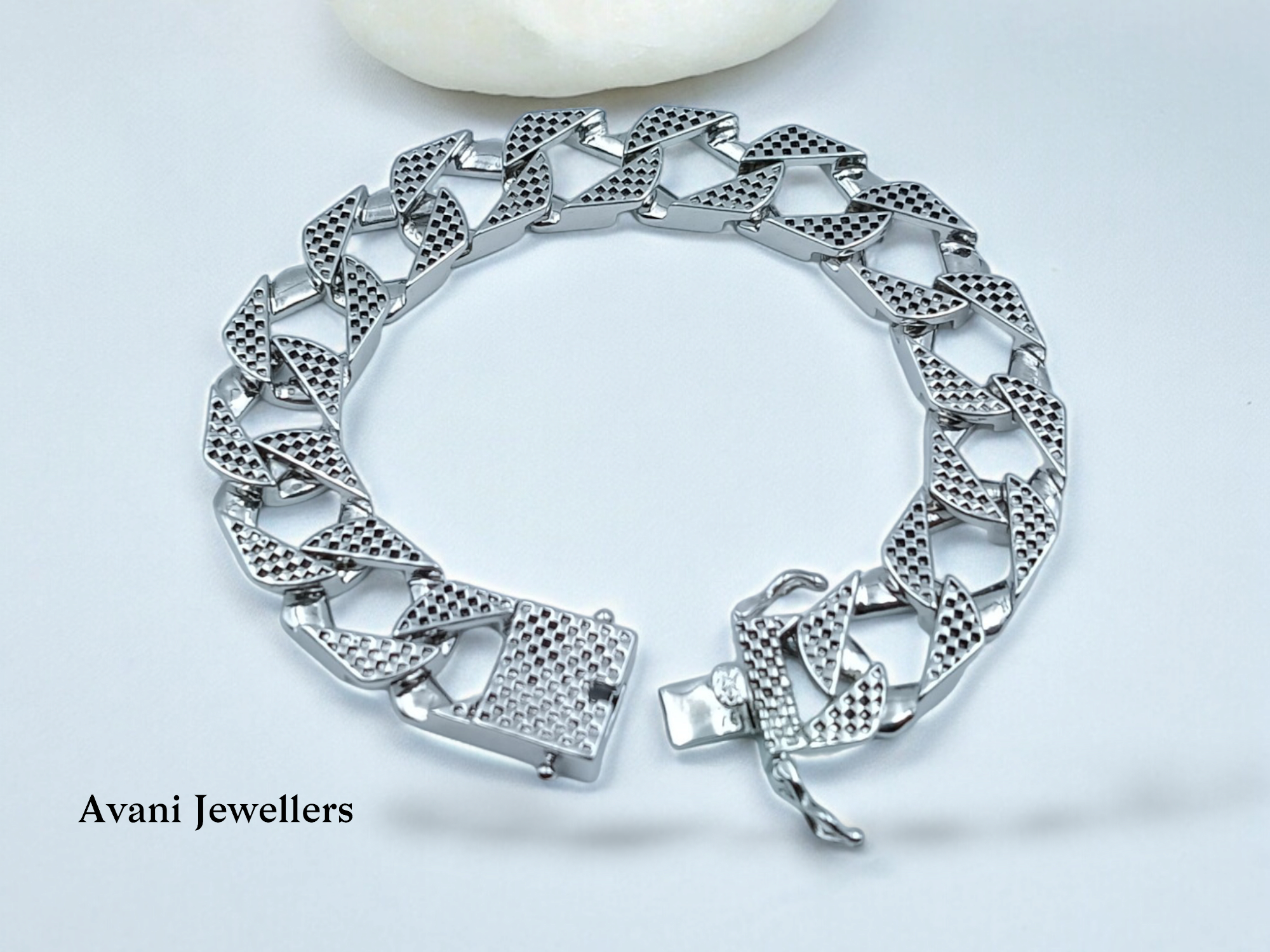Silver Gents Bracelet @ ₹17280