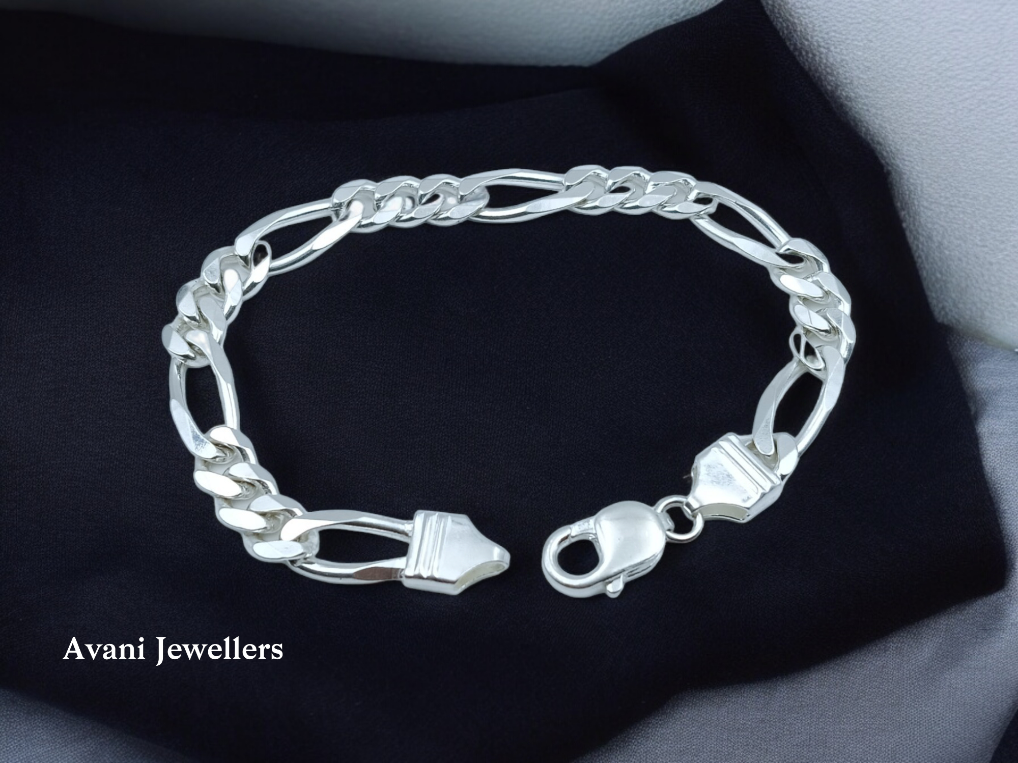 Silver Gents Bracelet @ ₹9008
