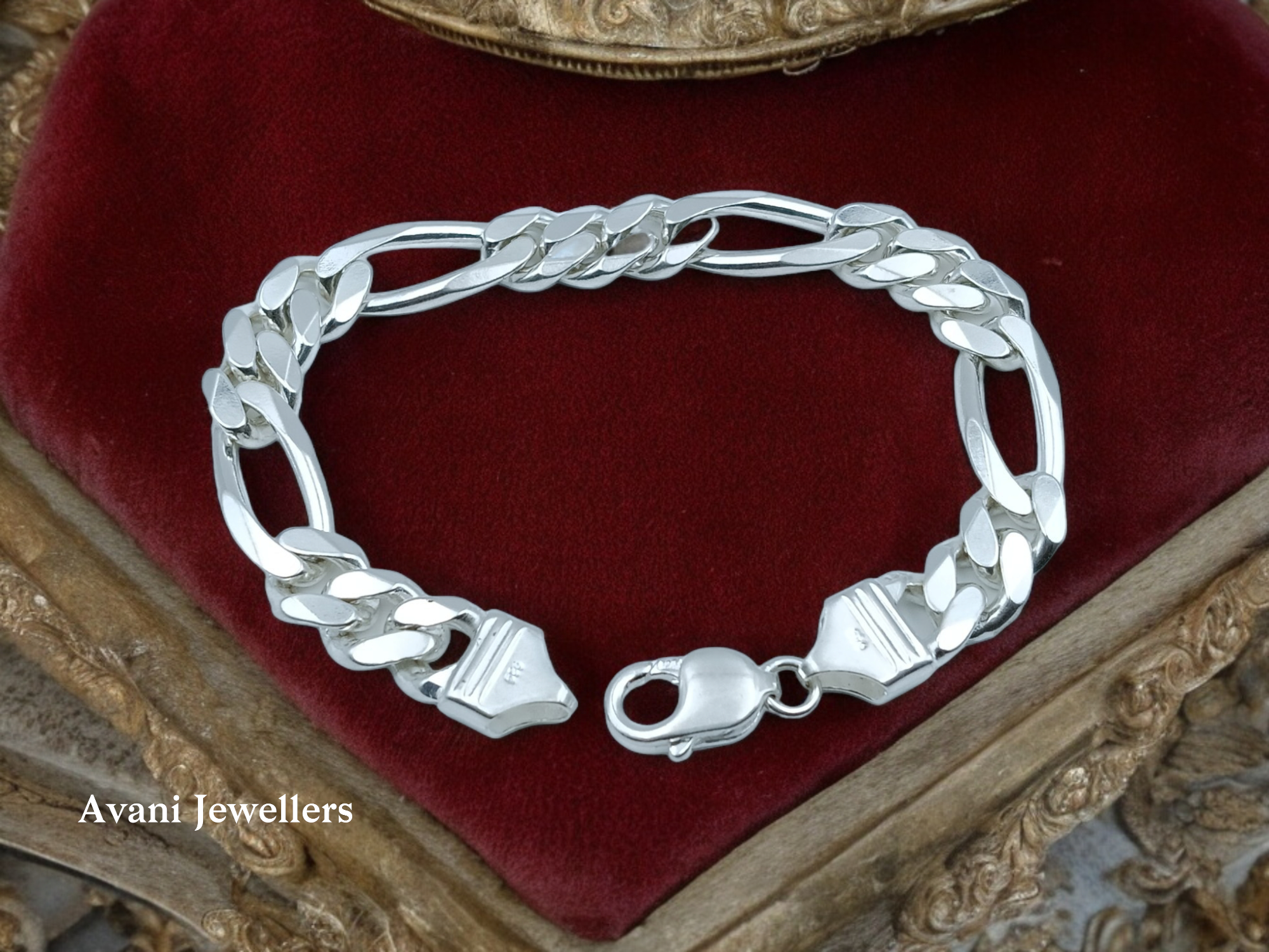 Silver Gents Bracelet @ ₹13908