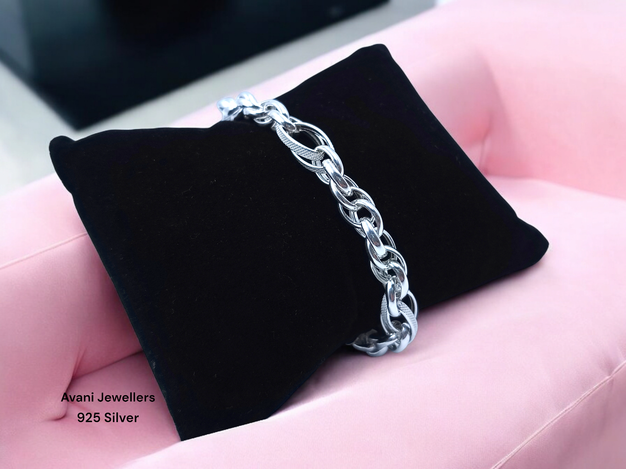 Silver Gents Bracelet @ ₹3656