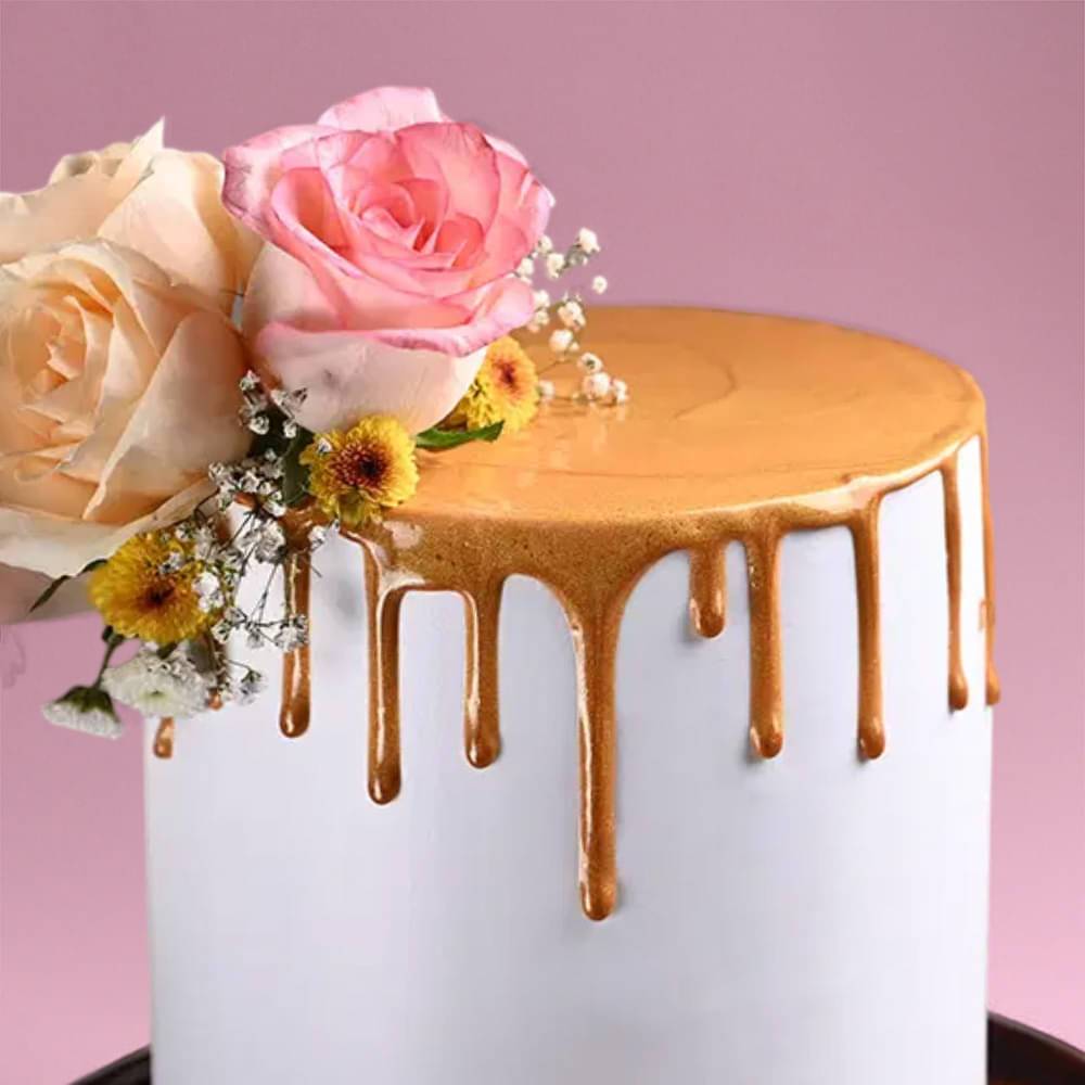 Golden Memories Wedding Cake