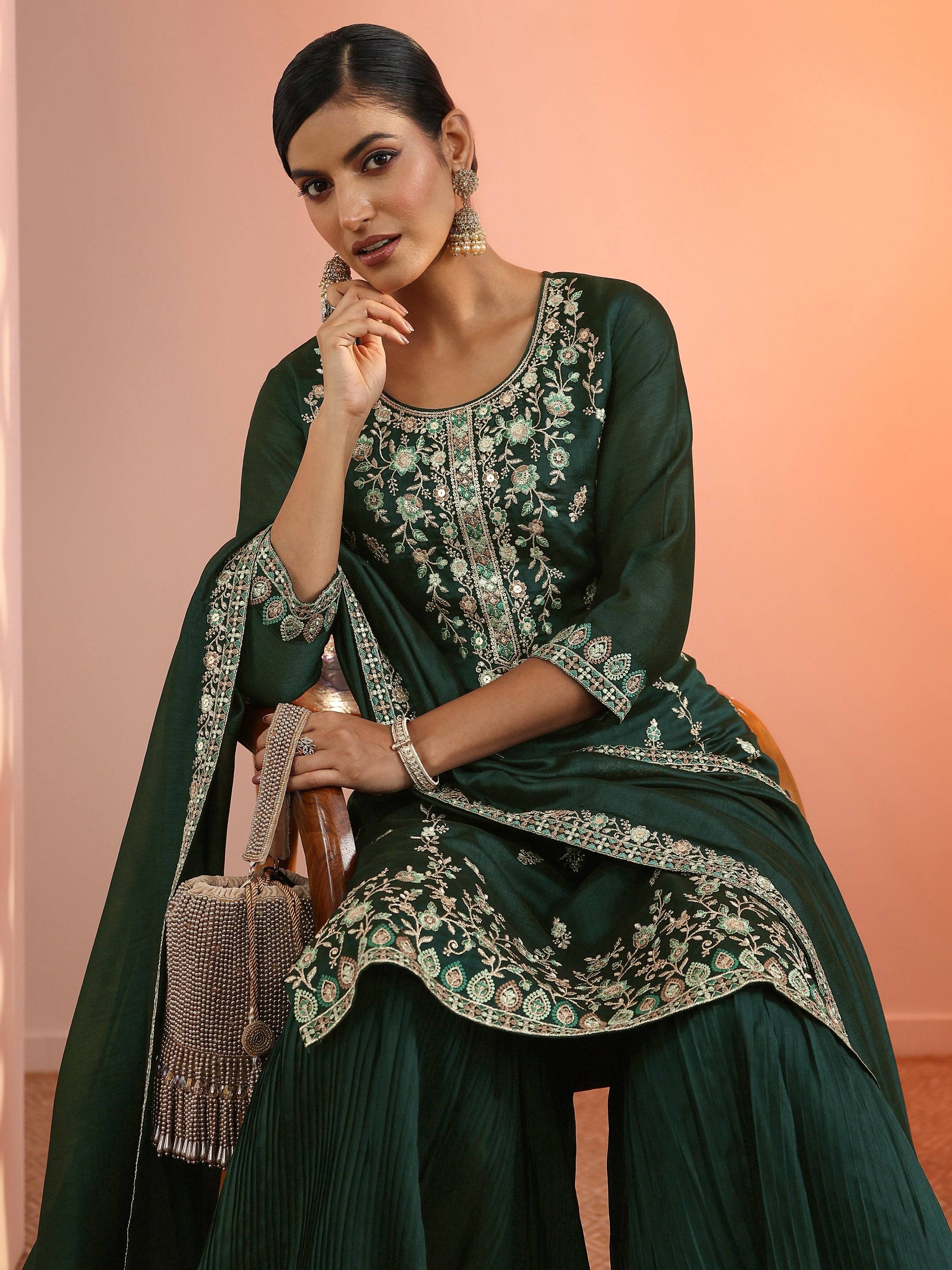 Green Embroidered Chinon Straight Suit ... Buy only at ₹5699