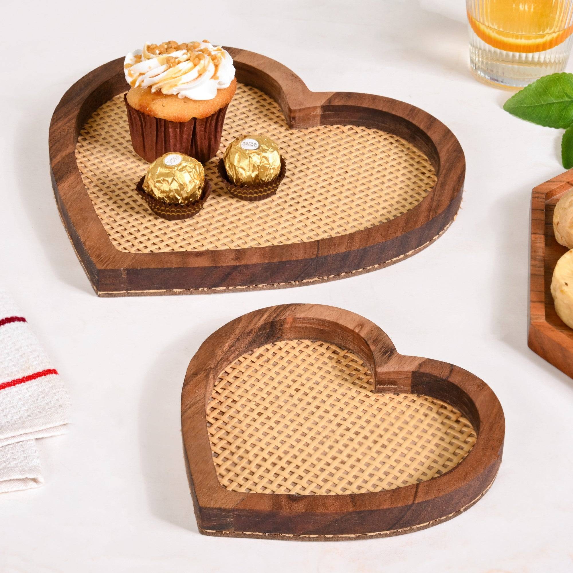 Set Of 2 Heart Wooden Platter With Organic Rattan Weave buy only at ₹1395