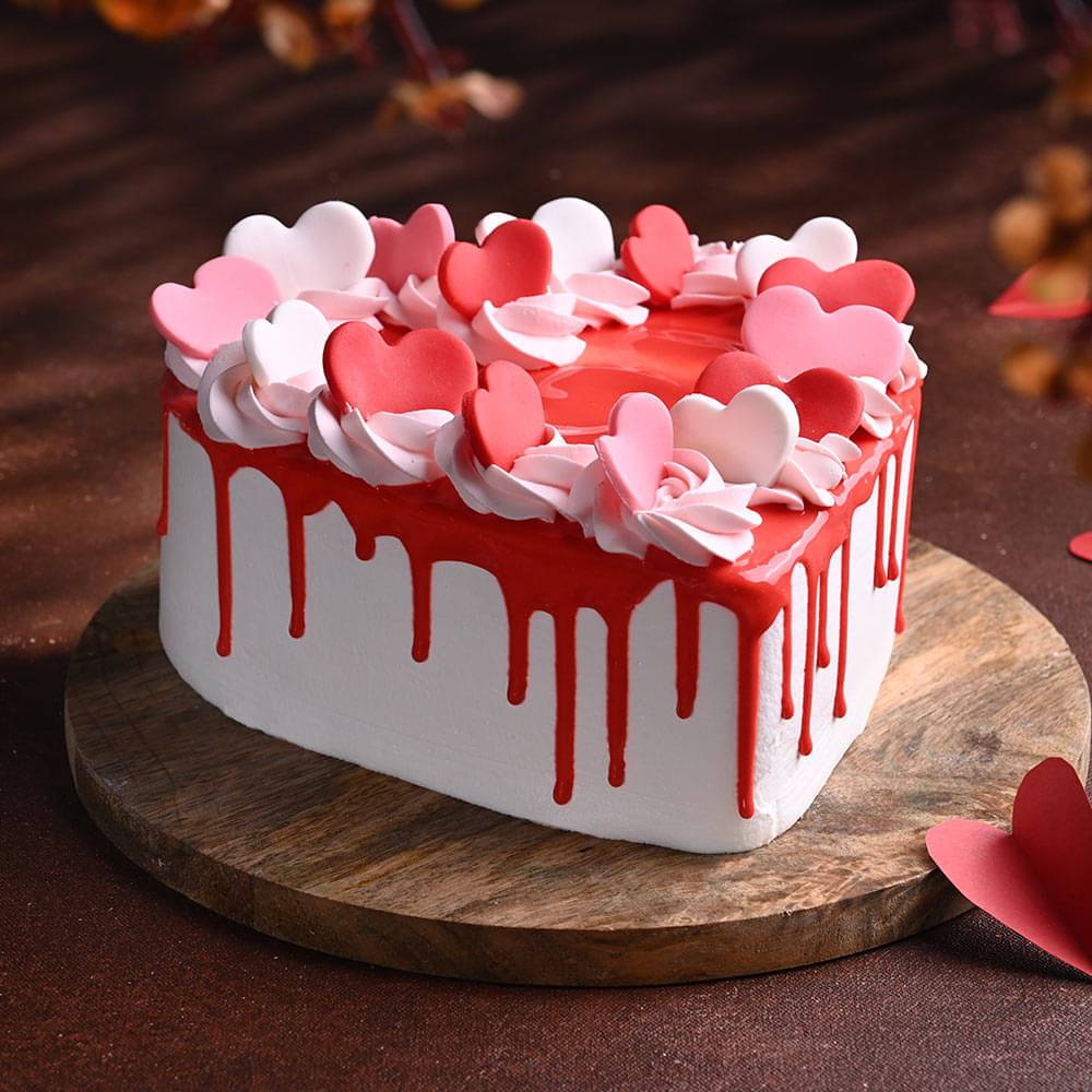 Hearts Aflutter Cake