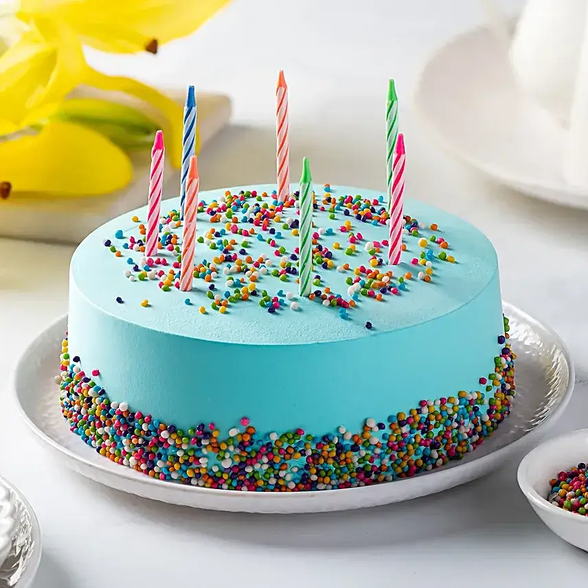 Heavenly Vanilla Cream Cake Half Kg