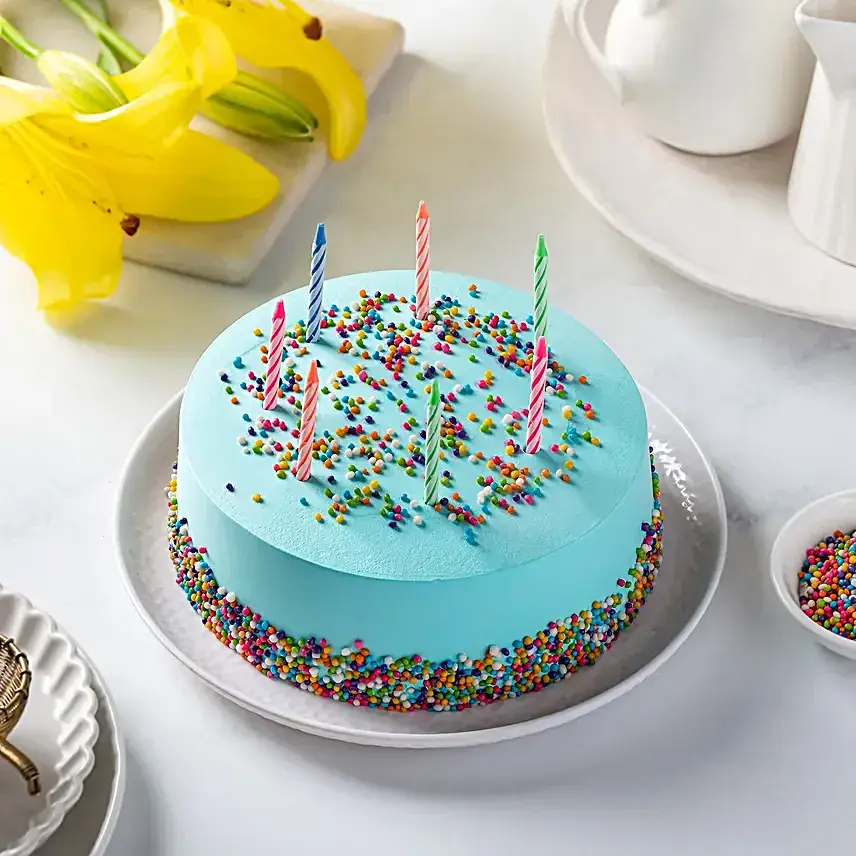 Heavenly Vanilla Cream Cake Half Kg