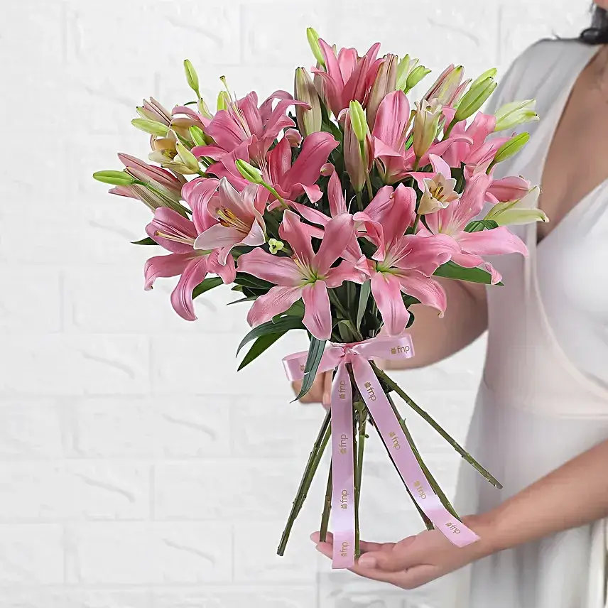 Hues of Love Lily Bunch