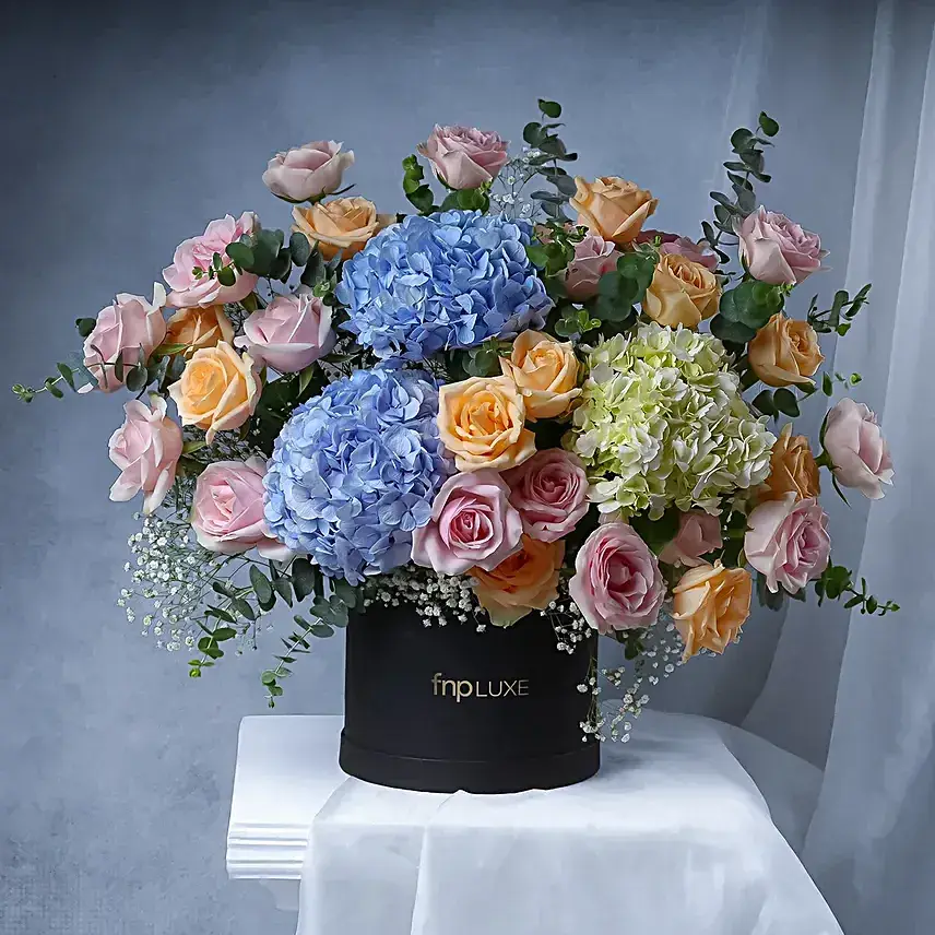 Hydrangea & Rose Pastel Petal Bliss