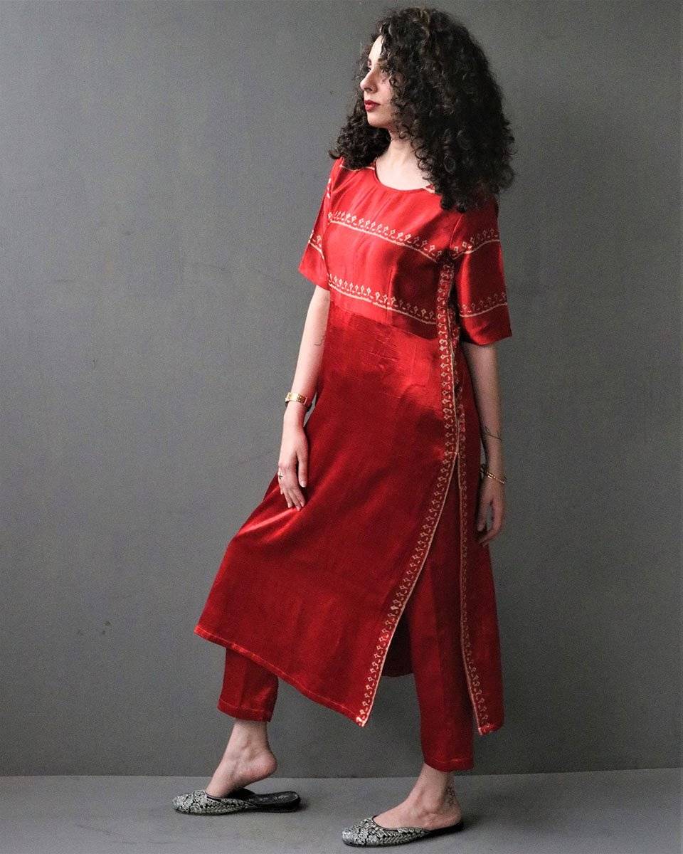 Rubahii Handprinted Mashru Silk Kurta Set