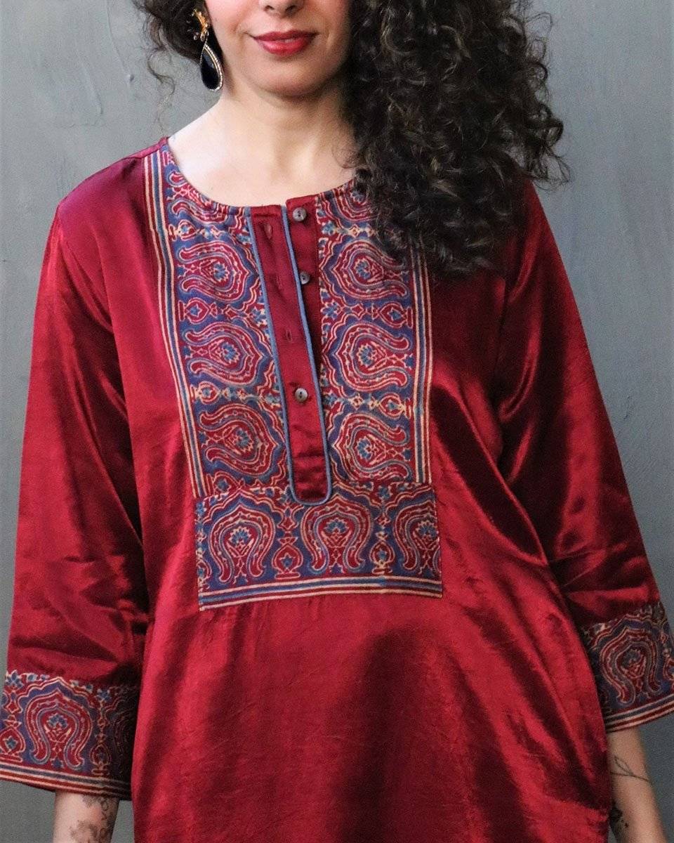 Rubaa Handprinted Mashru Silk Kurta Set