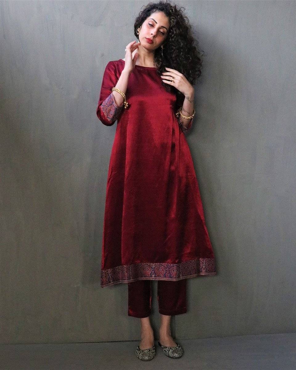 Scarlette Handprinted Mashru Silk Kurta Set