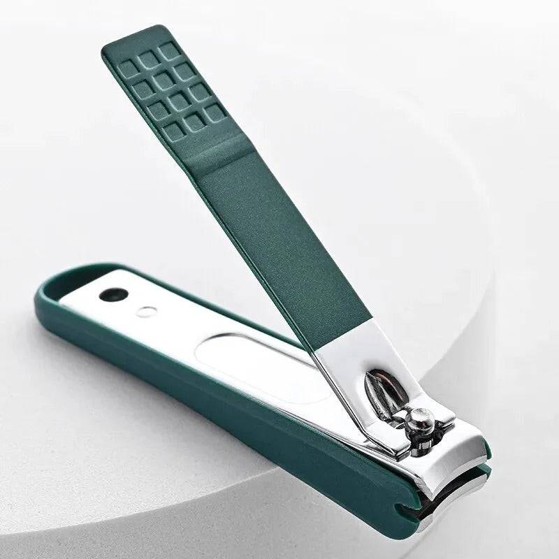 3-in-1 Nail Care Grooming Set – Compact Manicure Kit with 2 Nail Clippers & Scissors in Mint Green Case