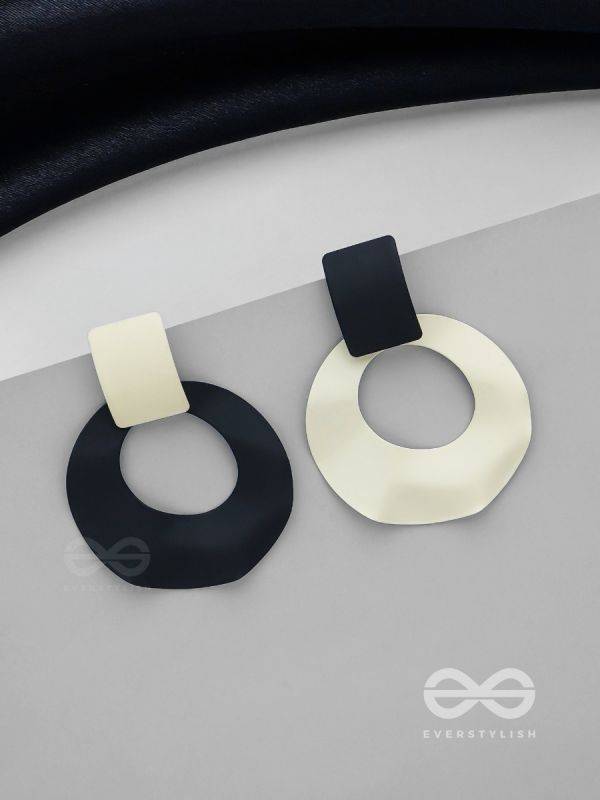 STORMS & CLOUDS - ELEGANT ACRYLIC EARRINGS