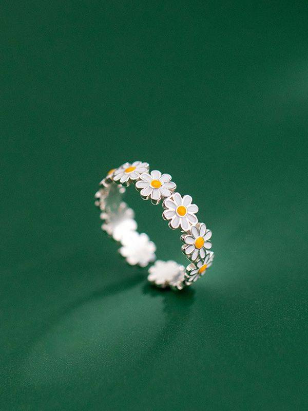 DAISY MEADOWS - SILVER EMBELLISHED RING (ADJUSTABLE)