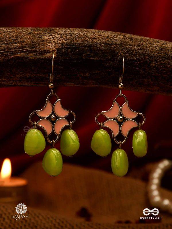 TROPIC POP - ENAMELLED FLORAL EARRINGS